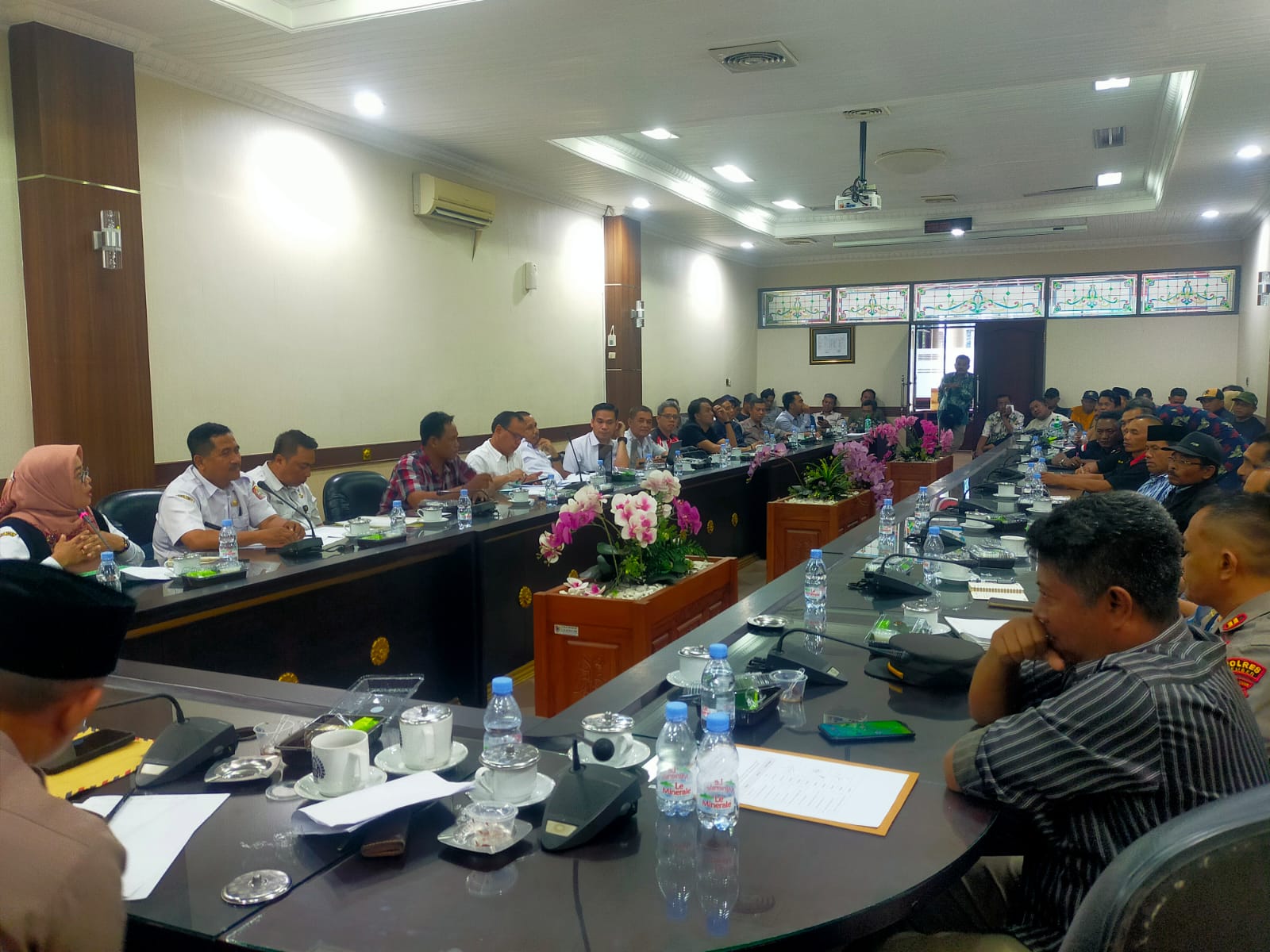 keluhkan-masalah-pupuk-subsidi-petani-di-jember-datangi-kantor-dewan