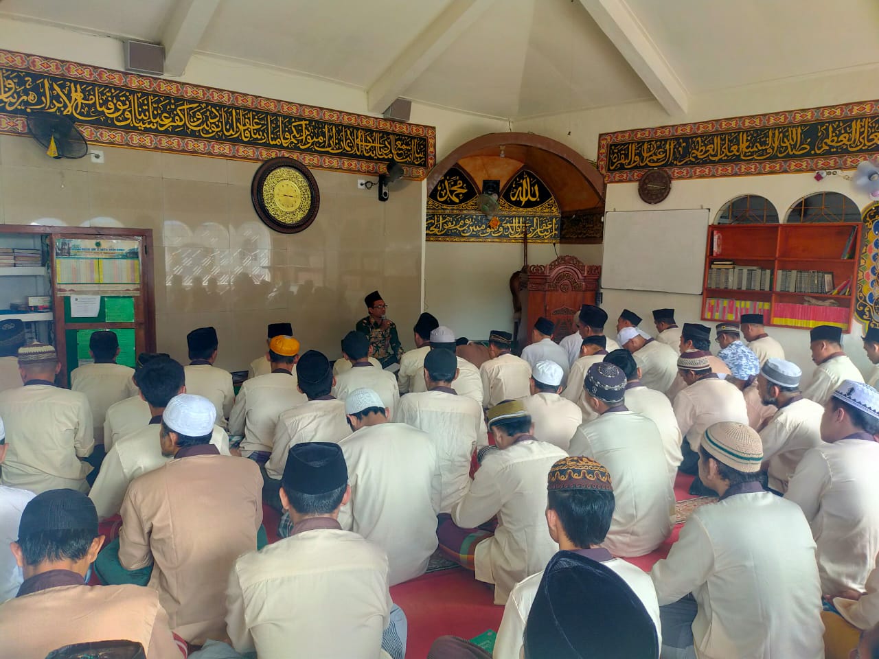 PERTEBAL KEIMANAN WARGA BINAAN LAPAS JEMBER JALANI PESANTREN KILAT SELAMA RAMADAN