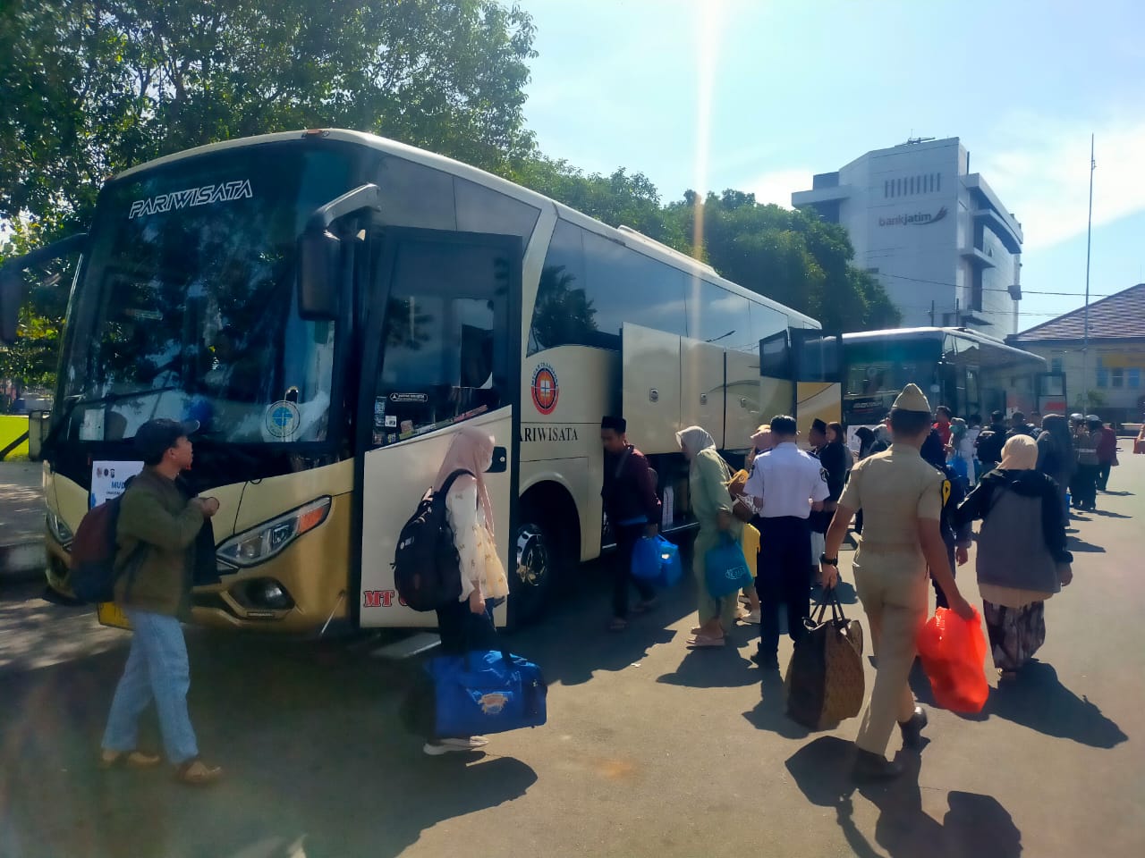 DISHUB JEMBER PERKIRAKAN PUNCAK MUDIK TERJADI H-2 LEBARAN, WASPADAI TITIK-TITIK RAWAN KEPADATAN