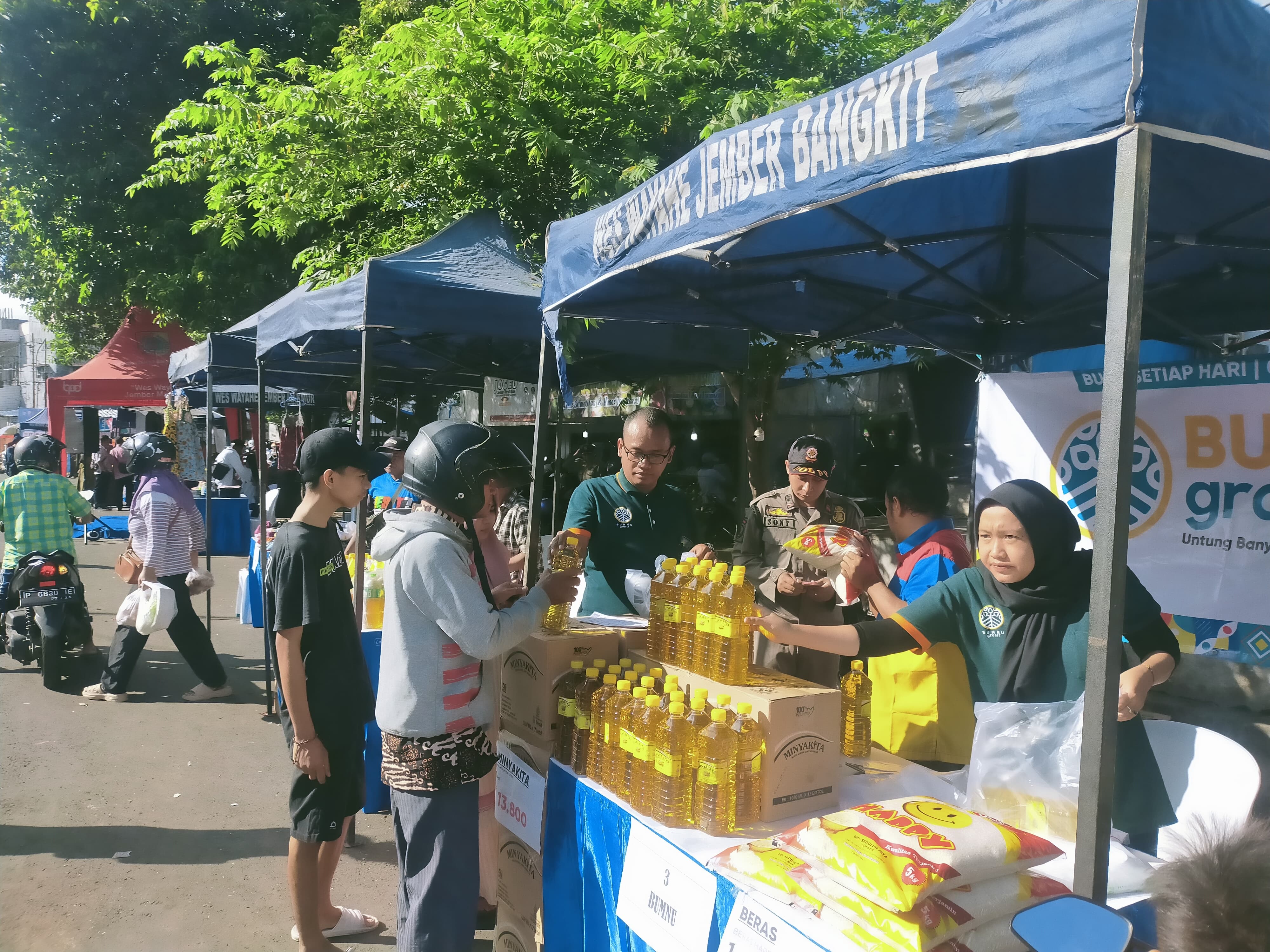 ISU KENAIKAN HET MINYAKITA PICU KELANGKAAN DAN NAIKNYA HARGA