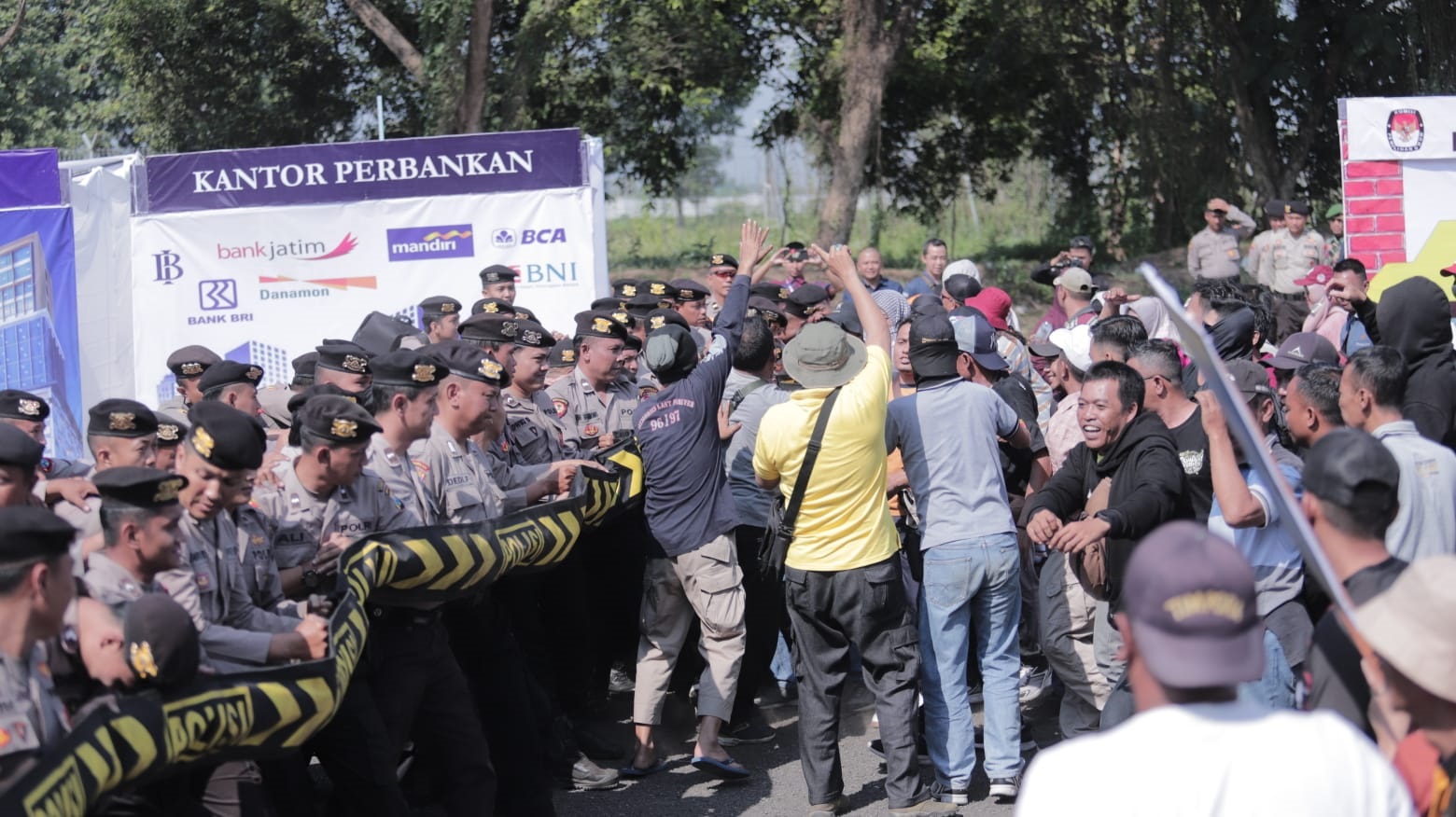 WUJUDKAN PILKADA KONDUSIF, POLRES GELAR SIMULASI PENGAMANAN