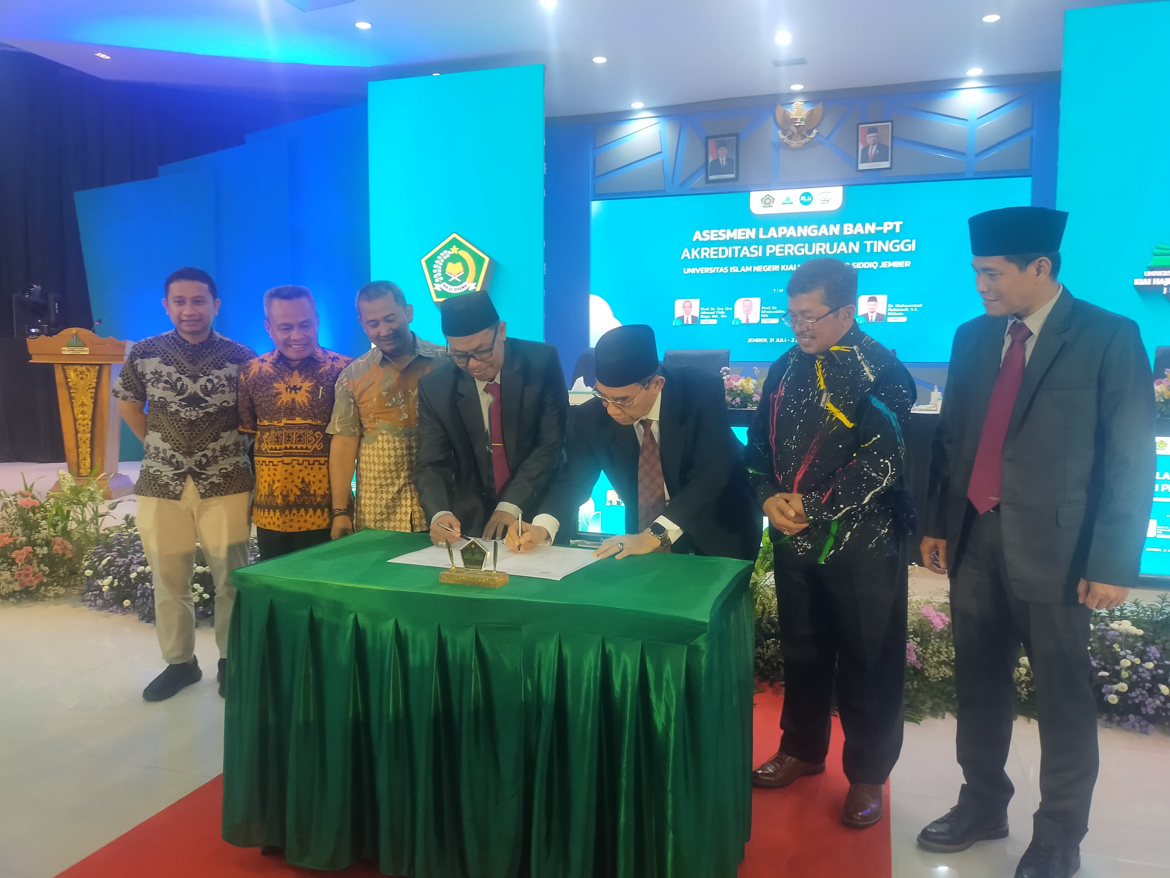 APT BERJALAN LANCAR, UIN KHAS JEMBER OPTIMIS RAIH AKREDITASI UNGGUL 