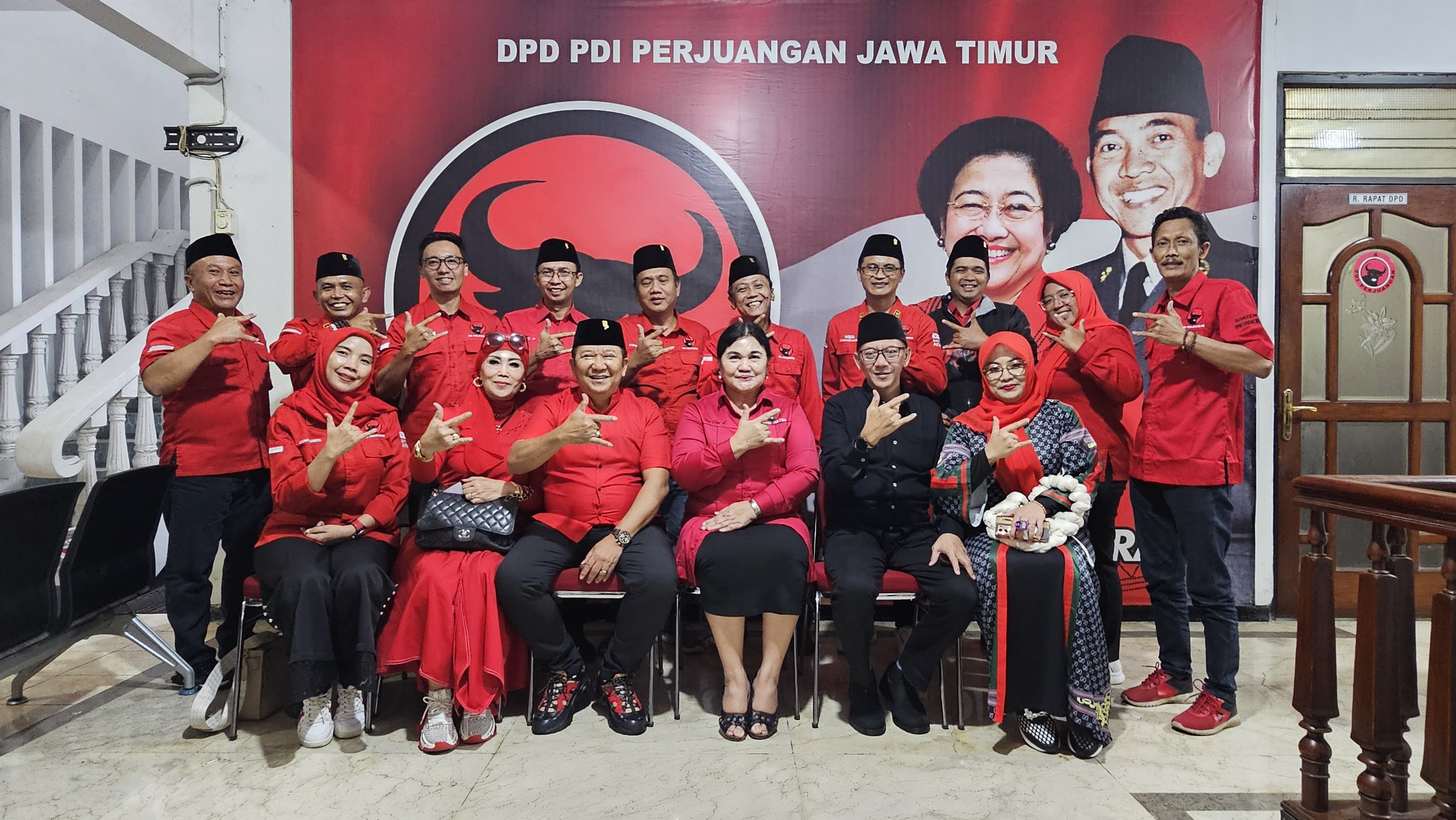 pasca-putusan-mk-hendy-gus-firjaun-temui-dpd-pdi-p-untuk-dukungan-maju-pilkada