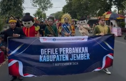 KARNAWAL BUDAYA DI JEMBER MERIAH, ADA KOSTUM UNIK, DRAMA KOLOSAL HINGGA LITERASI BAHAYA JUDI ONLINE