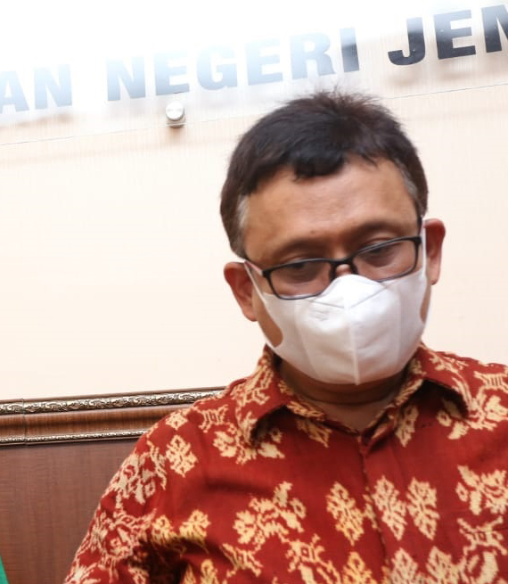 MANTAN KAJARI JEMBER BANTAH KEHADIRAN FAIDA KE KEJARI UNTUK DIPERIKSA