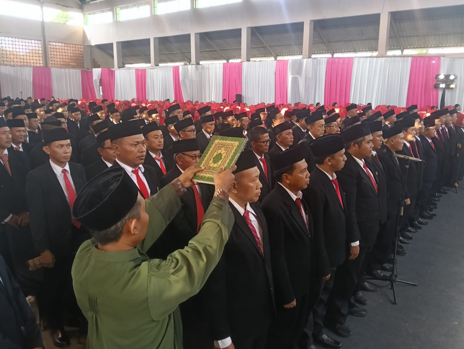 lantik-777-pejabat-pendidikan-bupati-fawait-tekankan-inovasi-dan-akhlak-siswa