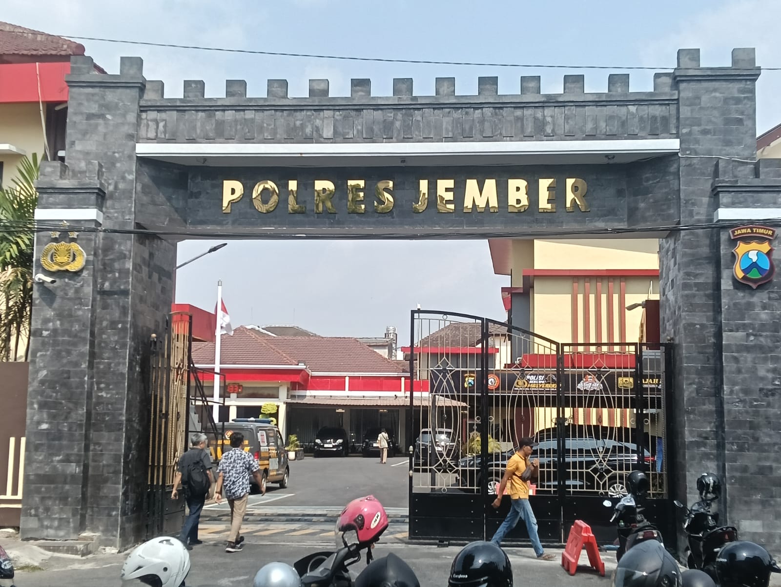 DUGAAN KEKERASAN DI ASRAMA SEKOLAH RAKYAT JEMBER, TIGA SISWA DILAPORKAN JADI KORBAN