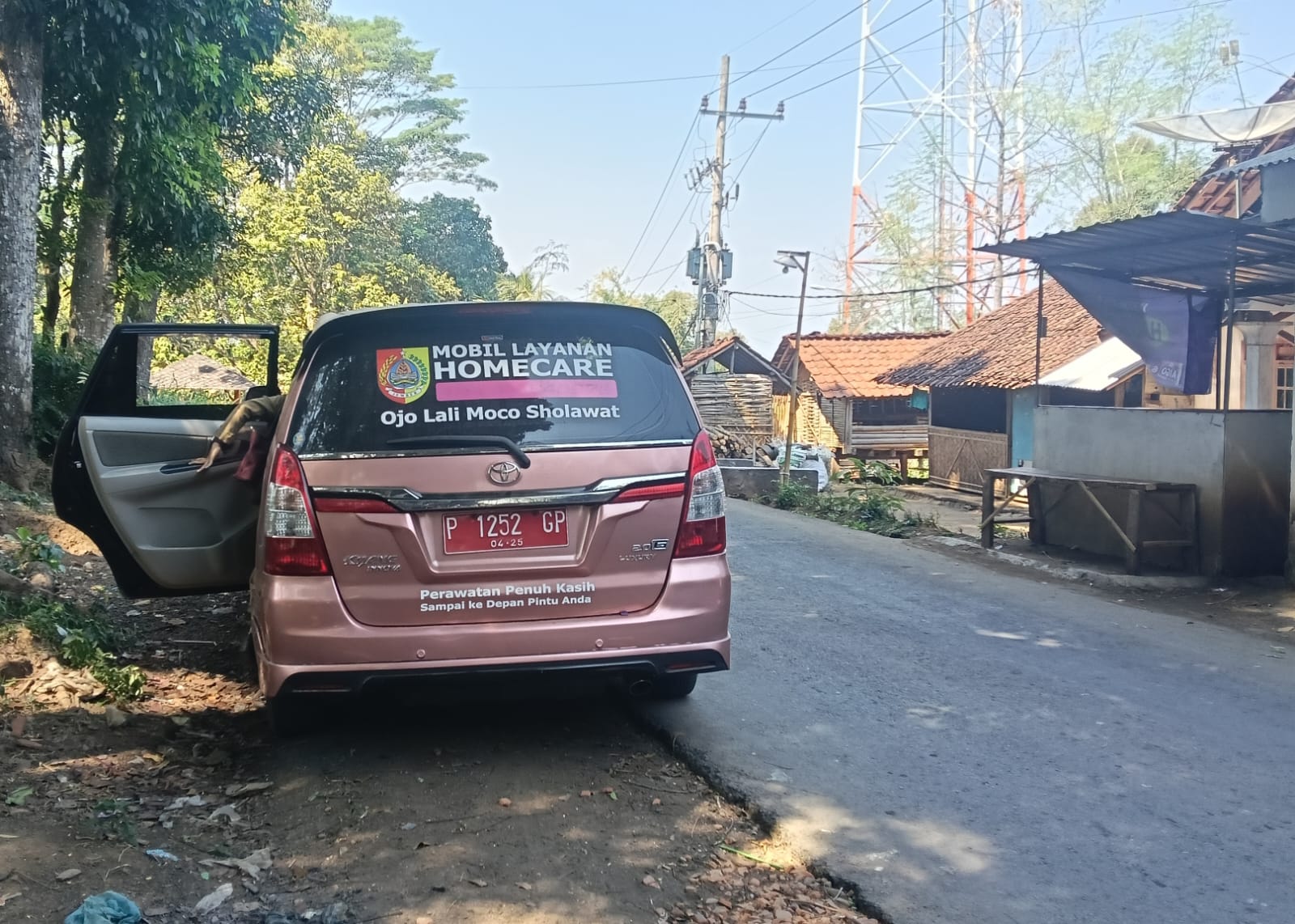 PEMKAB JEMBER LUNCURKAN HOME CARE, WARGA MISKIN KINI BISA BEROBAT DARI RUMAH