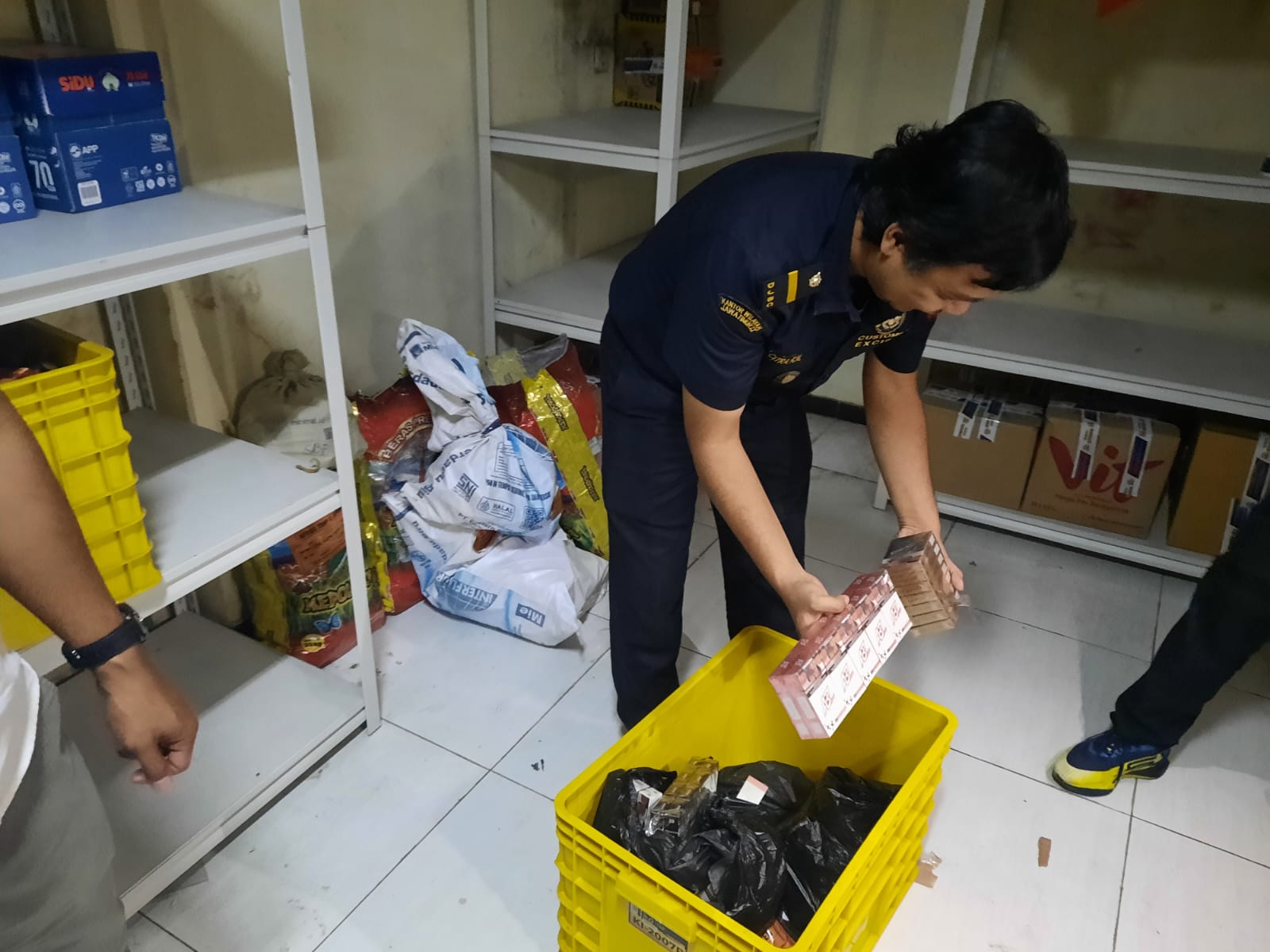 58-kali-penindakan-bea-cukai-jember-amankan-126-ribu-batang-rokok-ilegal