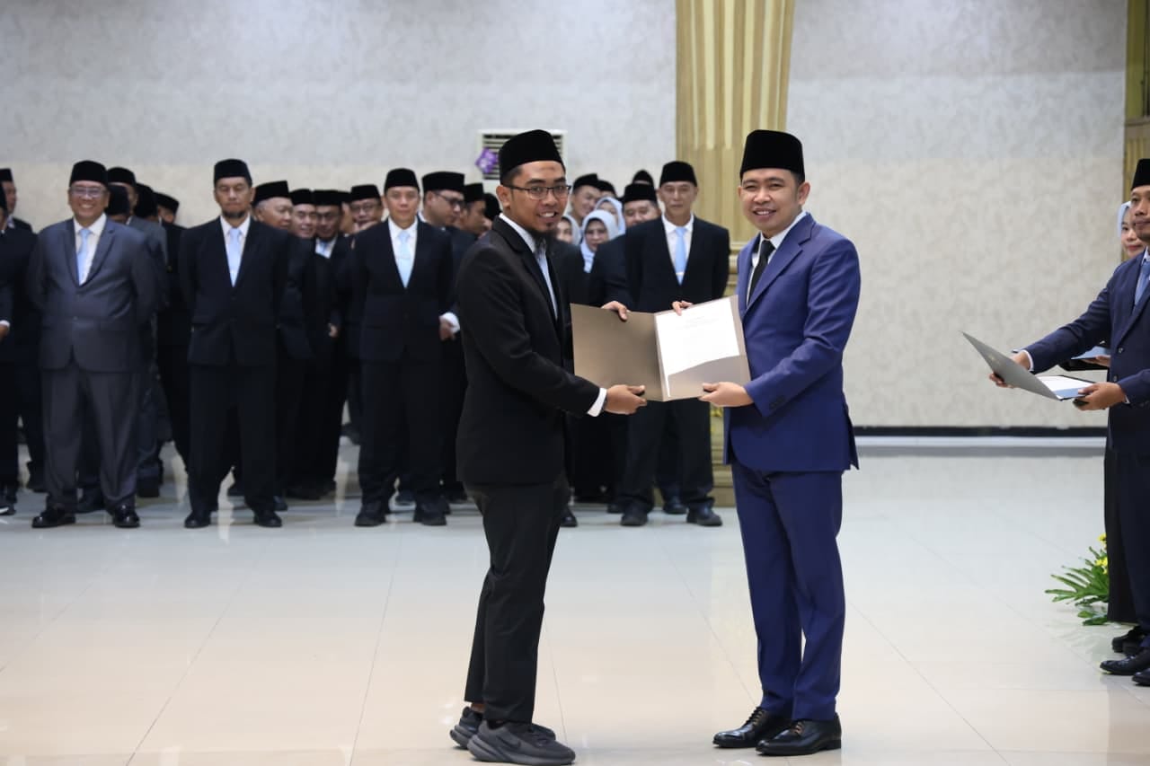 gus-fawait-segarkan-birokrasi-jember-targetkan-100-ribu-warga-dapat-layanan-homecare-dan-pengobatan-gratis