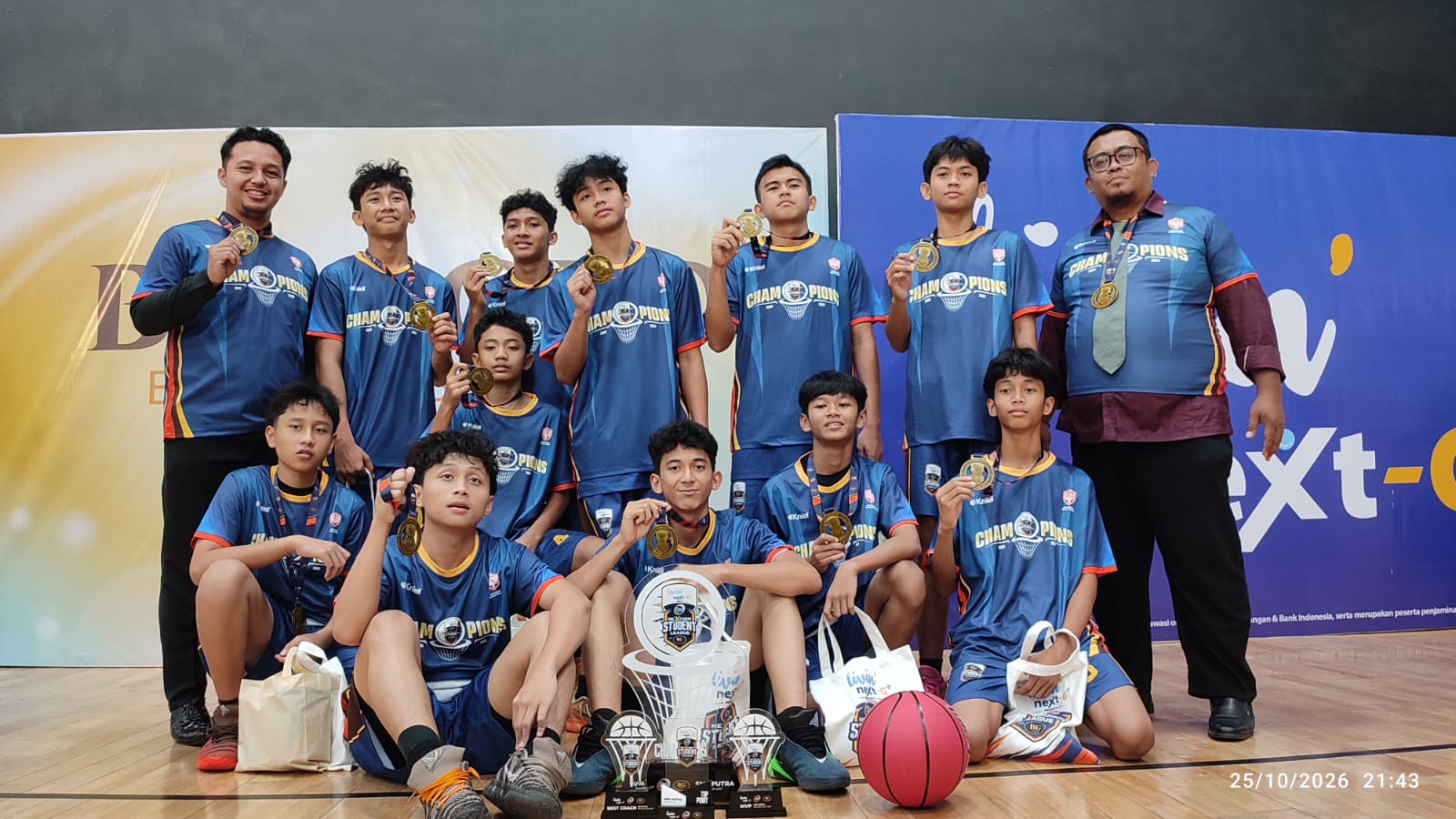 basket-pelajar-jember-berjaya-di-nsl-smpn-2-raih-juara-pertama