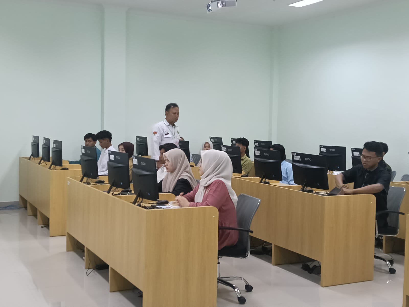 resmi-diumumkan-1038-peserta-lolos-um-ptkin-2026-di-uin-khas-jember