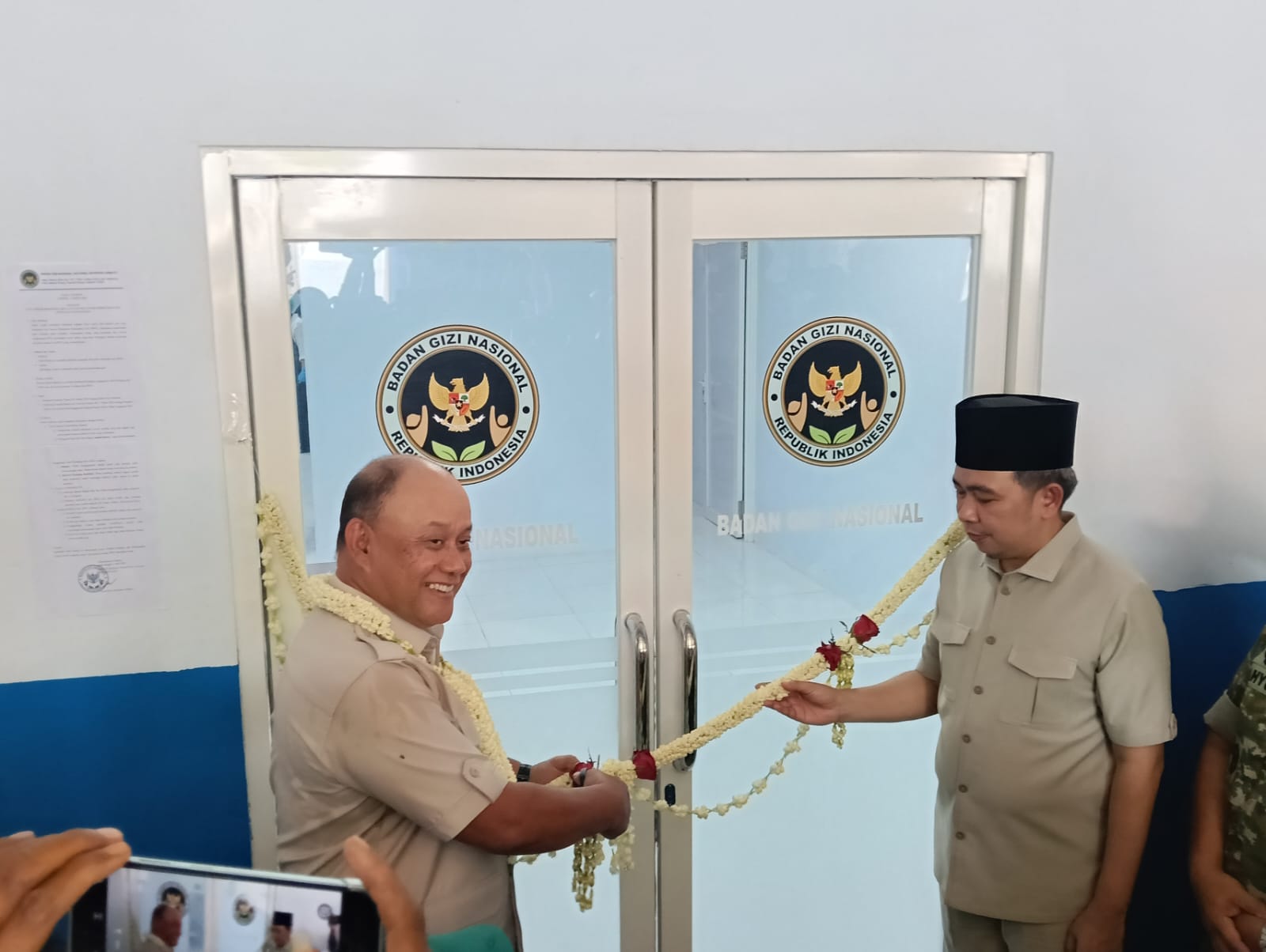 kepala-bgn-kunjungi-jember-207-dapur-mbg-putar-uang-rp200-miliar-per-bulan