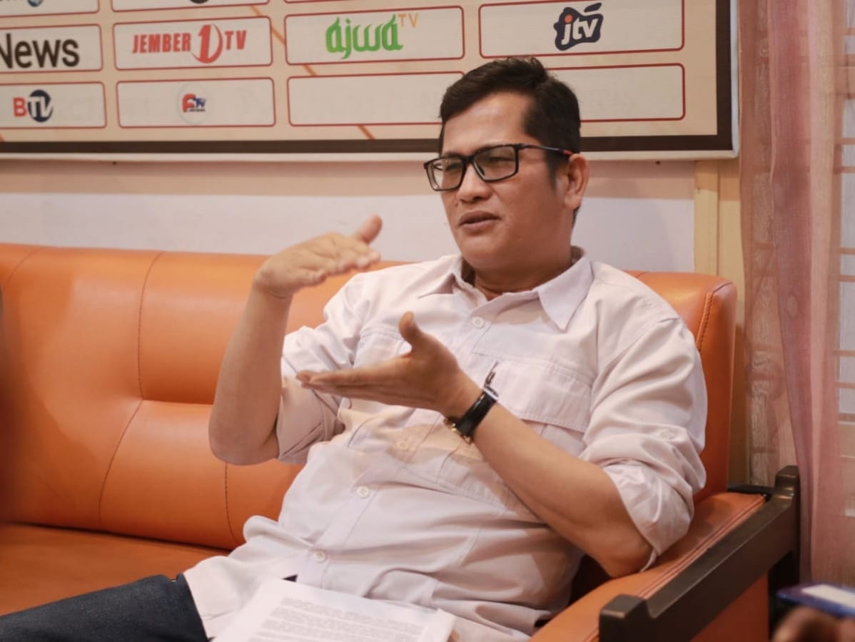rencanakan-pinjaman-rp786-miliar-ke-pt-smi-pengamat-hukum-legal-dan-bisa-percepat-pembangunan