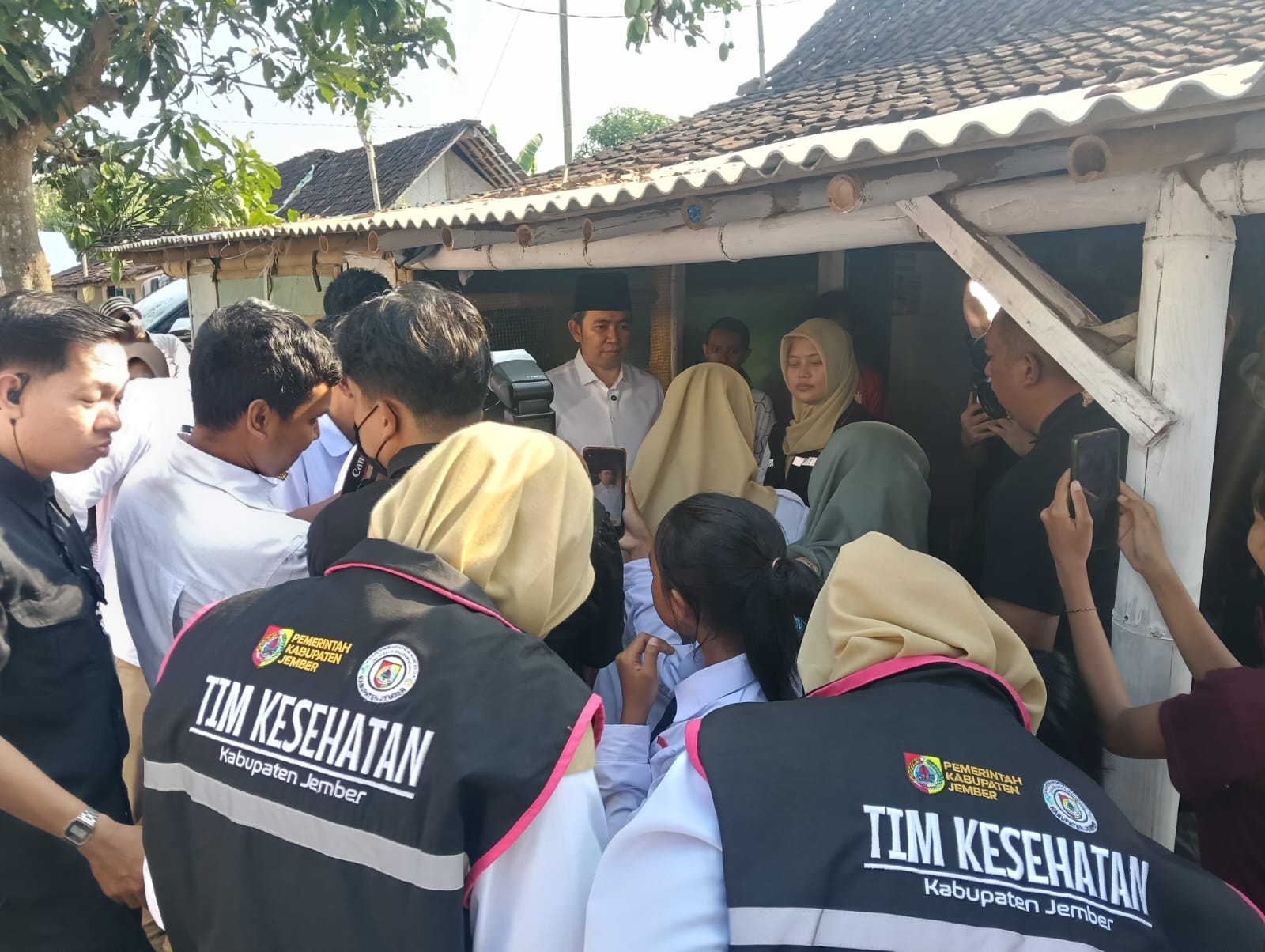 efek-domino-homecare-pintu-masuk-pemkab-jember-urai-kemiskinan