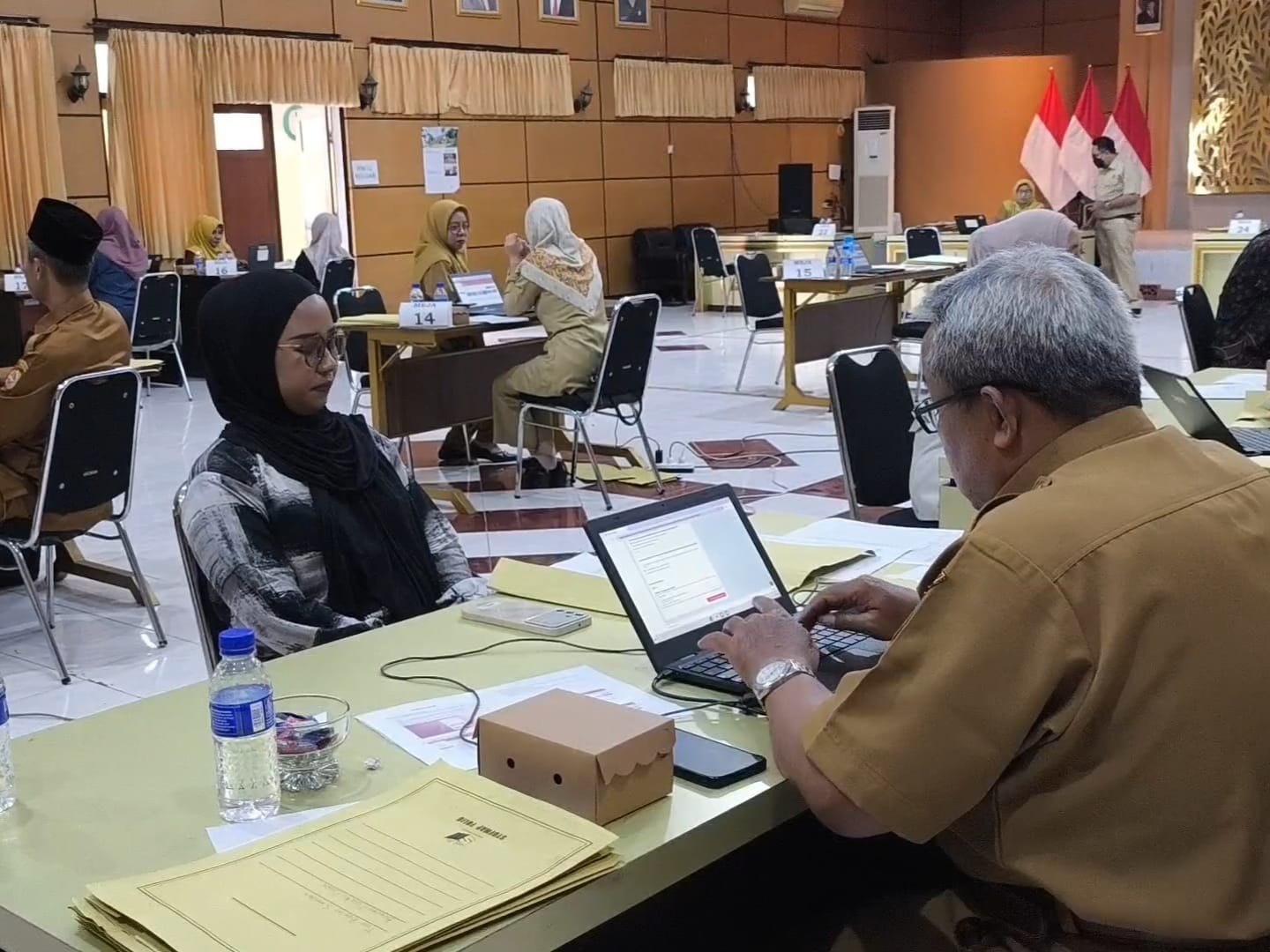 tahapan-wawancara-dimulai-7566-mahasiswa-berebut-4200-kursi-beasiswa-cinta-bergema