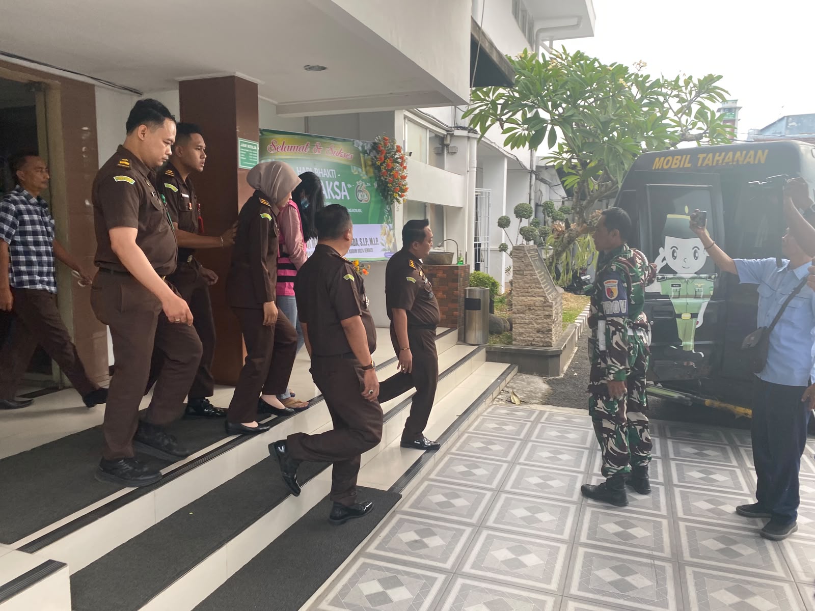 KORUPSI Rp2,9 MILIAR TERBONGKAR, TIGA PEGAWAI BANK PELAT MERAH DI JEMBER JADI TERSANGKA