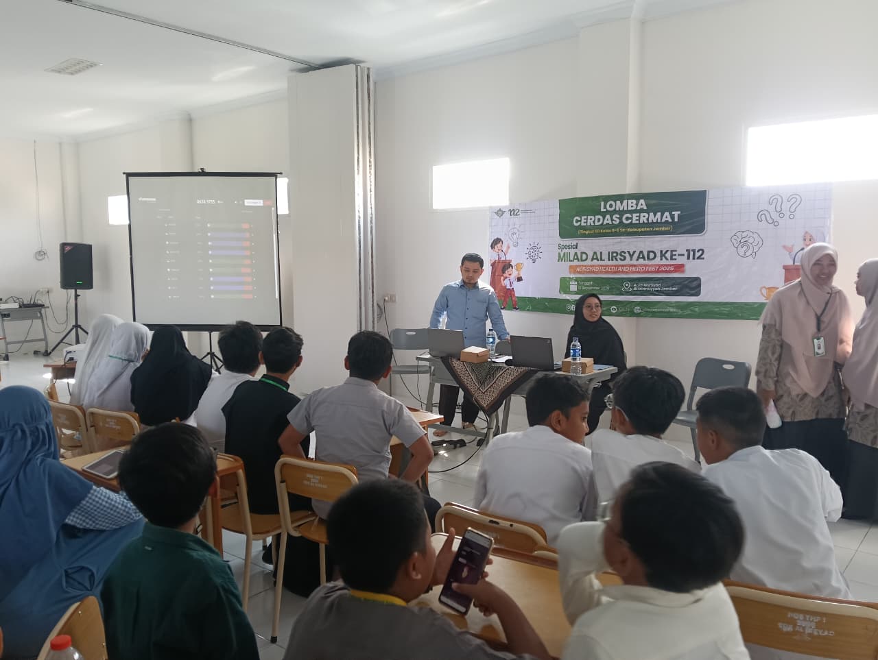 MILAD KE-112 AL IRSYAD JEMBER, SEMARAKKAN EDUKASI, PRESTASI DAN KEPEDULIAN