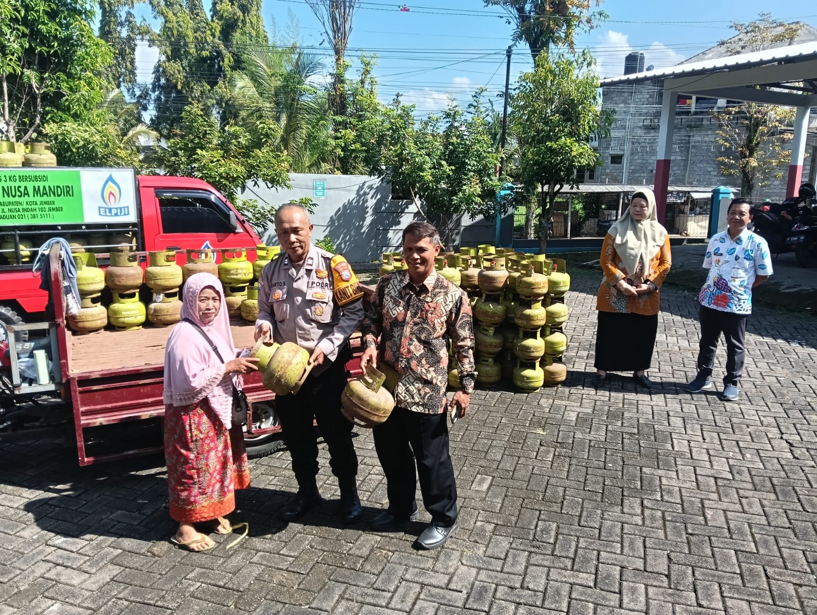 bukan-karena-stok-lpg-3-kg-di-jember-langka-akibat-salah-peruntukan