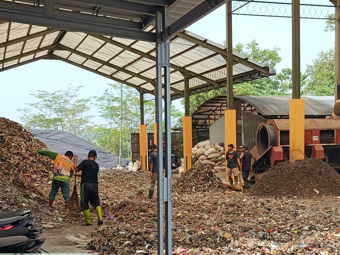 belajar-ke-banyumas-dprd-jember-cari-formula-ubah-sampah-jadi-sumber-ekonomi